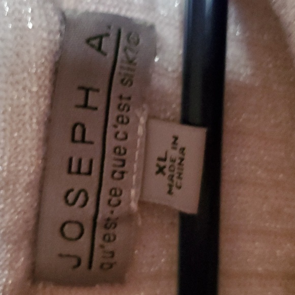 Joseph A sleeveless cowl neck metallic light pink lilac tone long sweater. - Picture 3 of 7